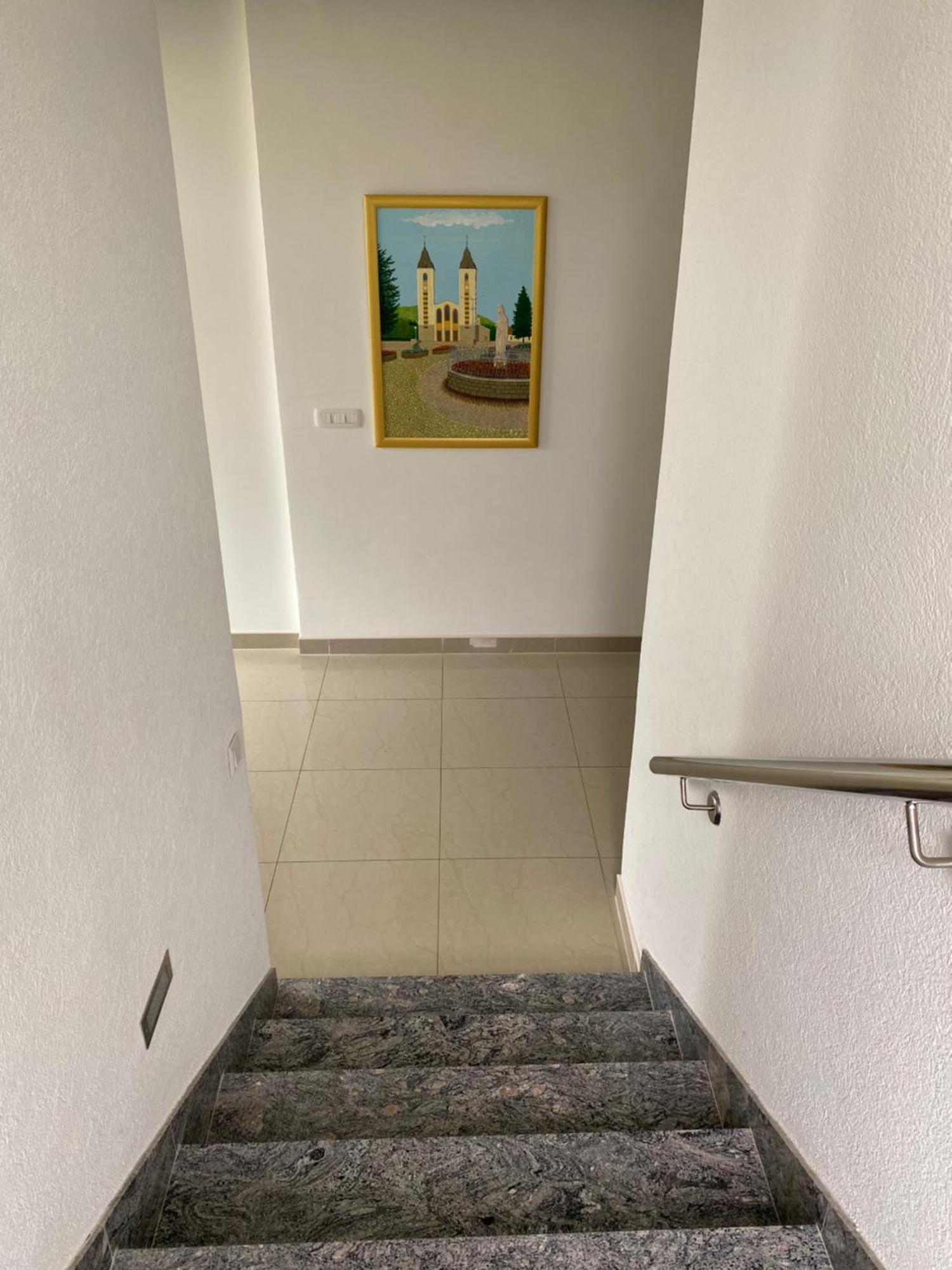 Pansion Raspudic Acomodação com café da manhã Međugorje Exterior foto